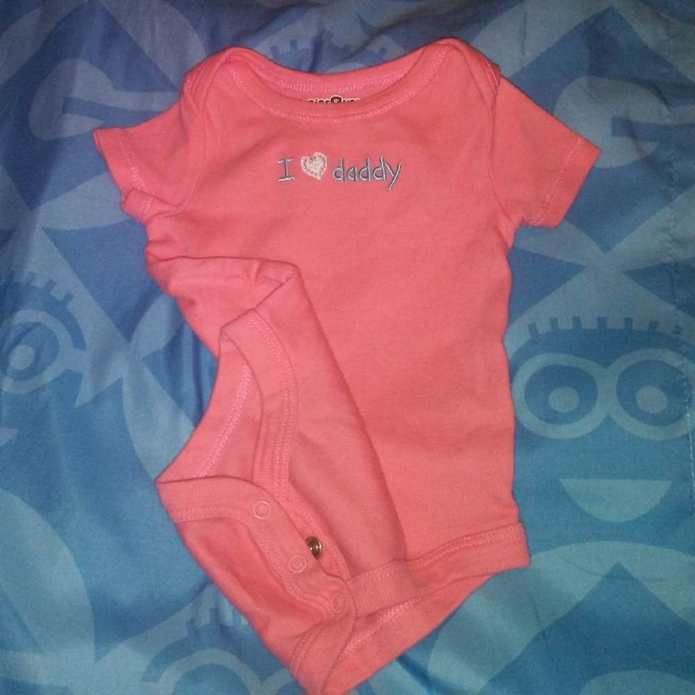 New onesie..I LOVE DADDY
